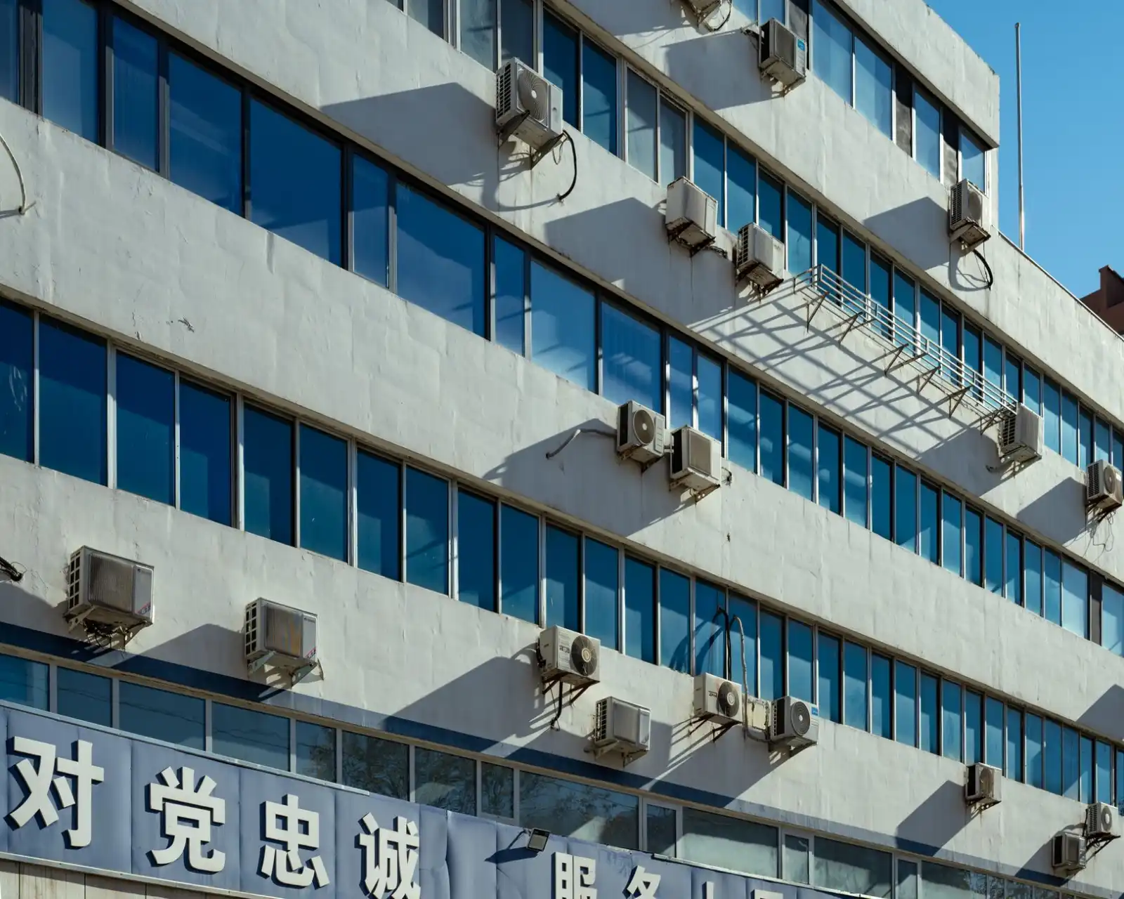 2024年家政服务行业新规对廊坊市区家庭护理的影响分析