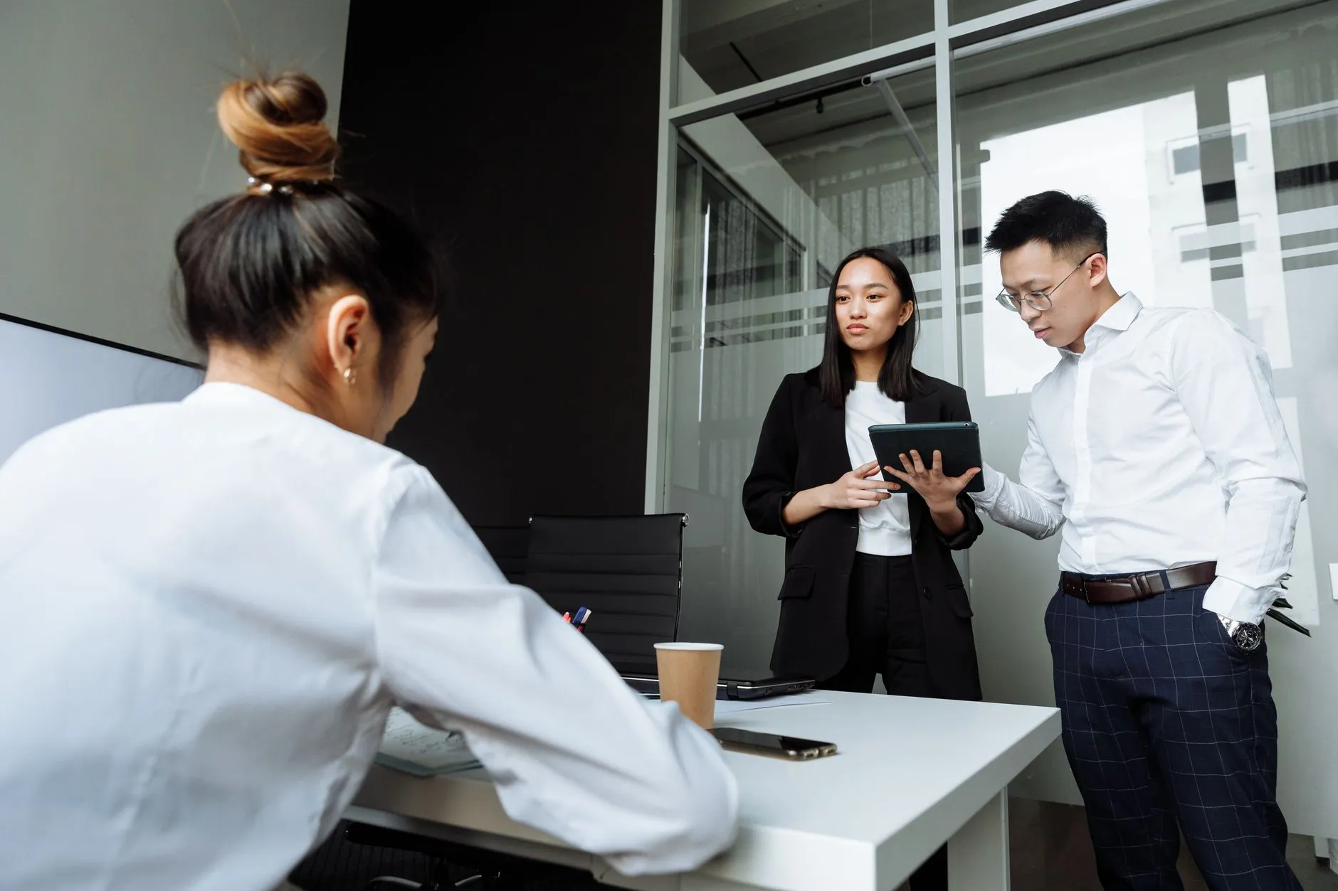 家庭护理服务技术要点解析：导航家政的规范化流程